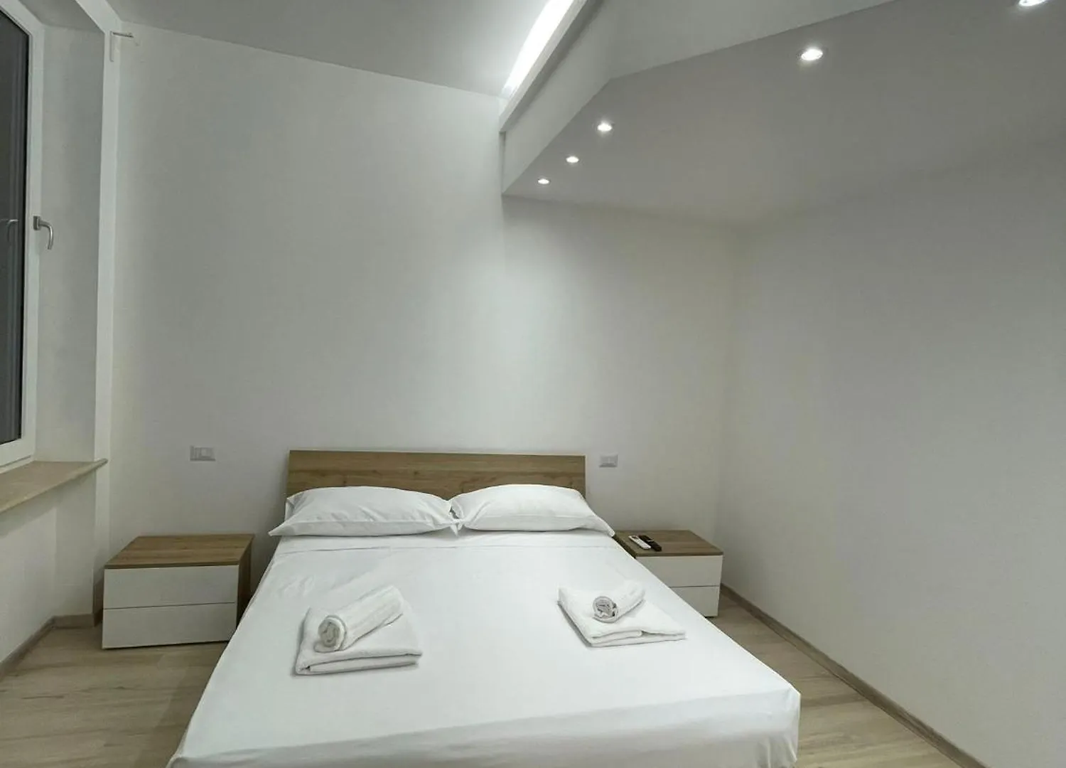 Villa Milano Apt N.4 0*,  Italia